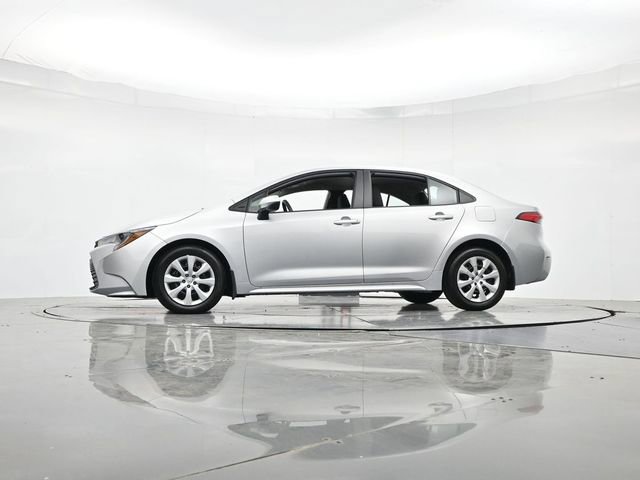 Used 2024 Toyota Corolla LE FWD image 37