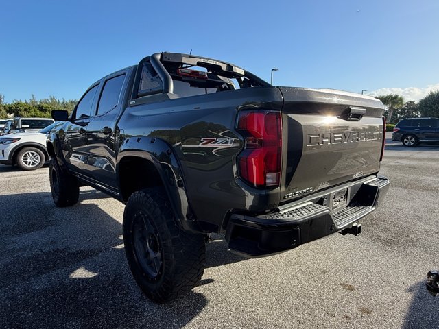 Used 2024 Chevrolet Colorado Z71 w/ Z71 Convenience Package 2 AWD/4WD image 9