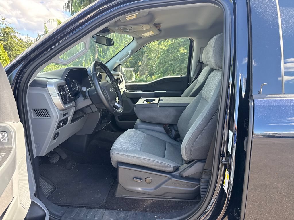 Certified 2022 Ford F150 XLT w/ Equipment Group 301A Mid AWD/4WD image 5