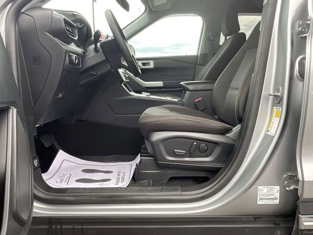Certified 2023 Ford Explorer XLT image 13