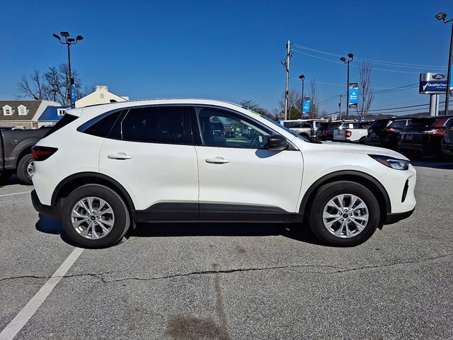 Certified 2023 Ford Escape Active AWD/4WD image 15
