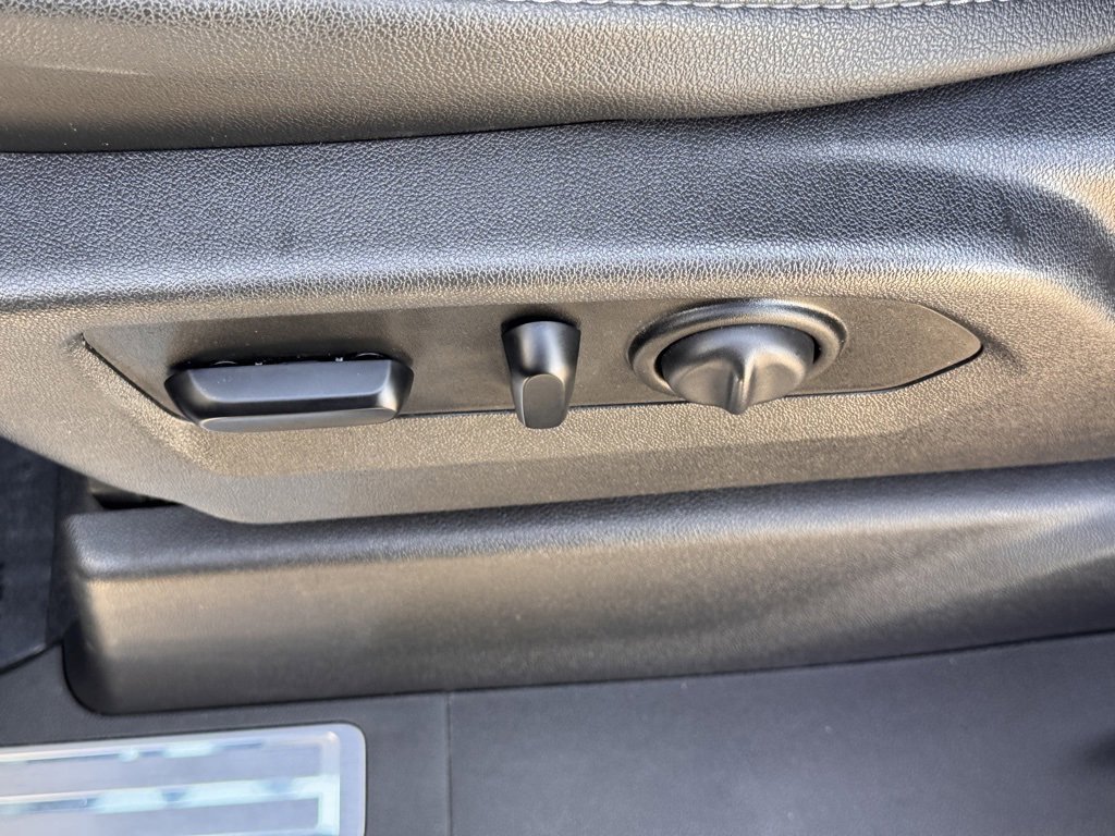 Used 2019 GMC Sierra 1500 SLT w/ SLT Premium Plus Package image 18