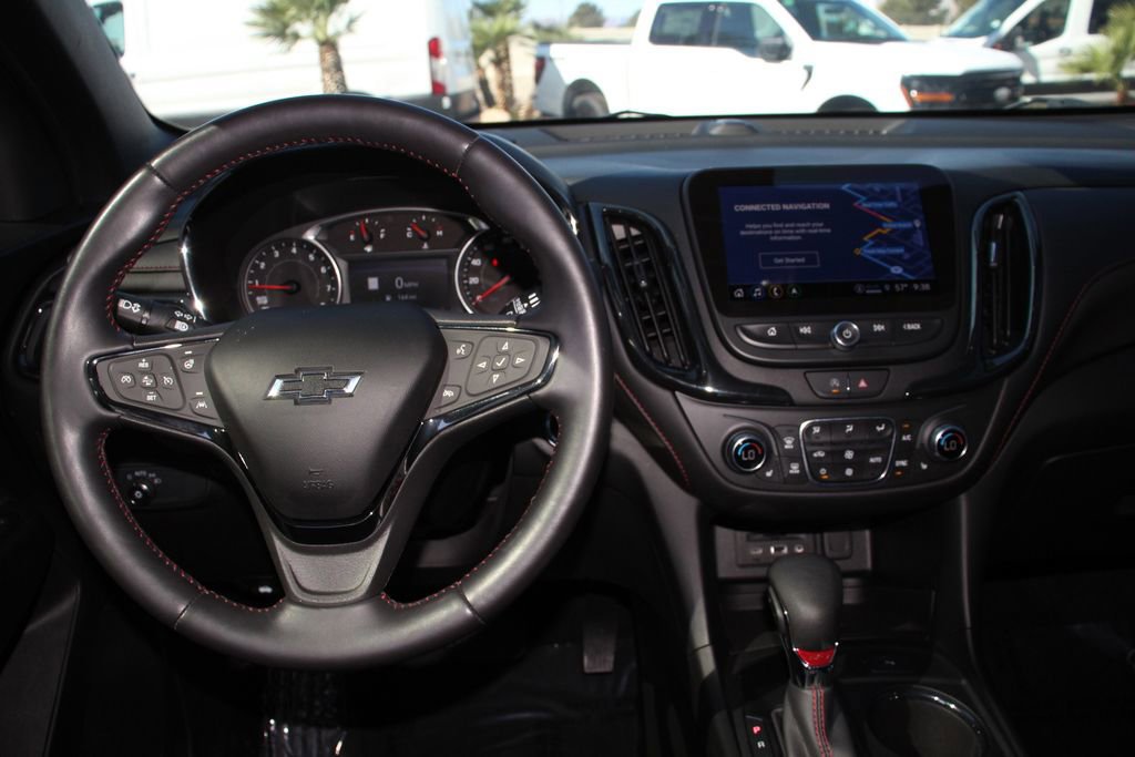 Used 2022 Chevrolet Equinox RS w/ Infotainment Package image 17