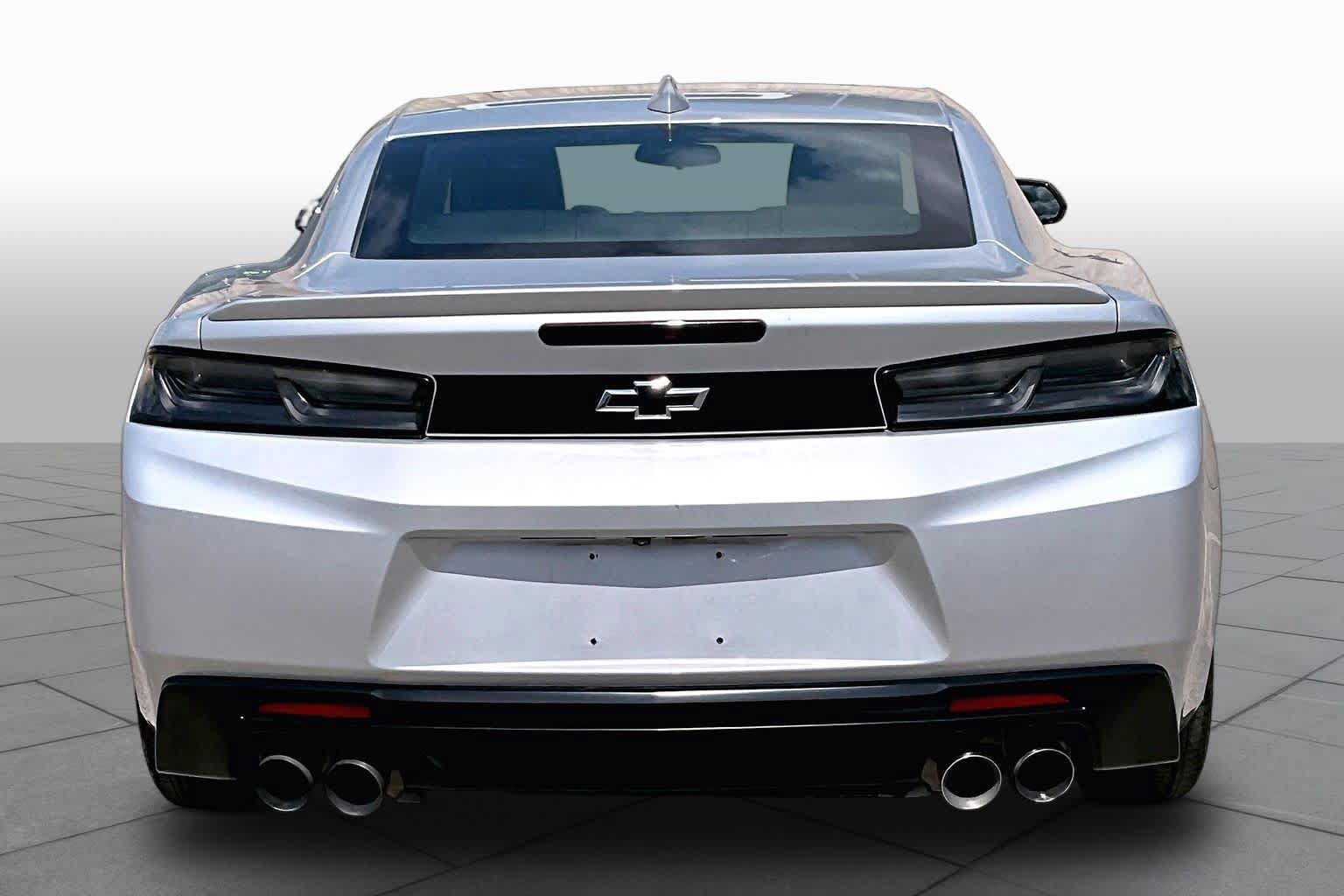 Used 2018 Chevrolet Camaro LT w/ Redline Edition RWD image 5