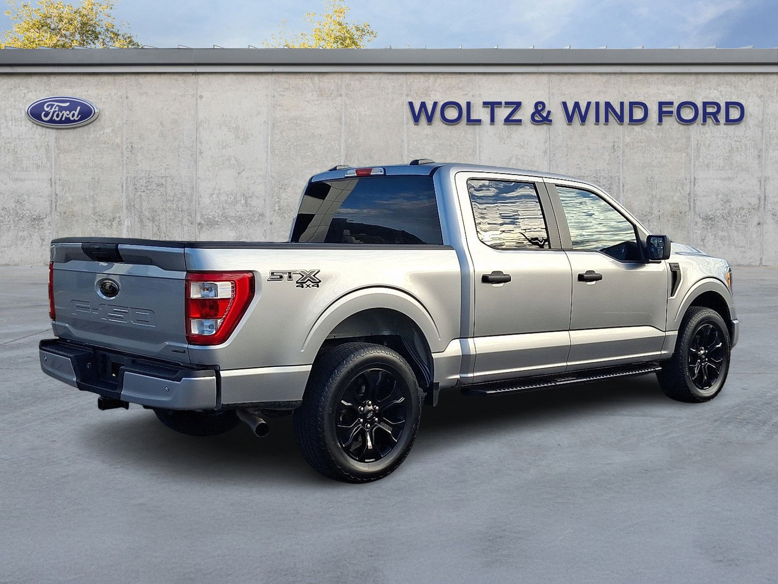 Certified 2022 Ford F150 XL w/ STX Black Appearance Package image 4