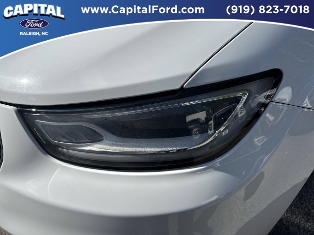 Used 2025 Chrysler Pacifica Select FWD image 11