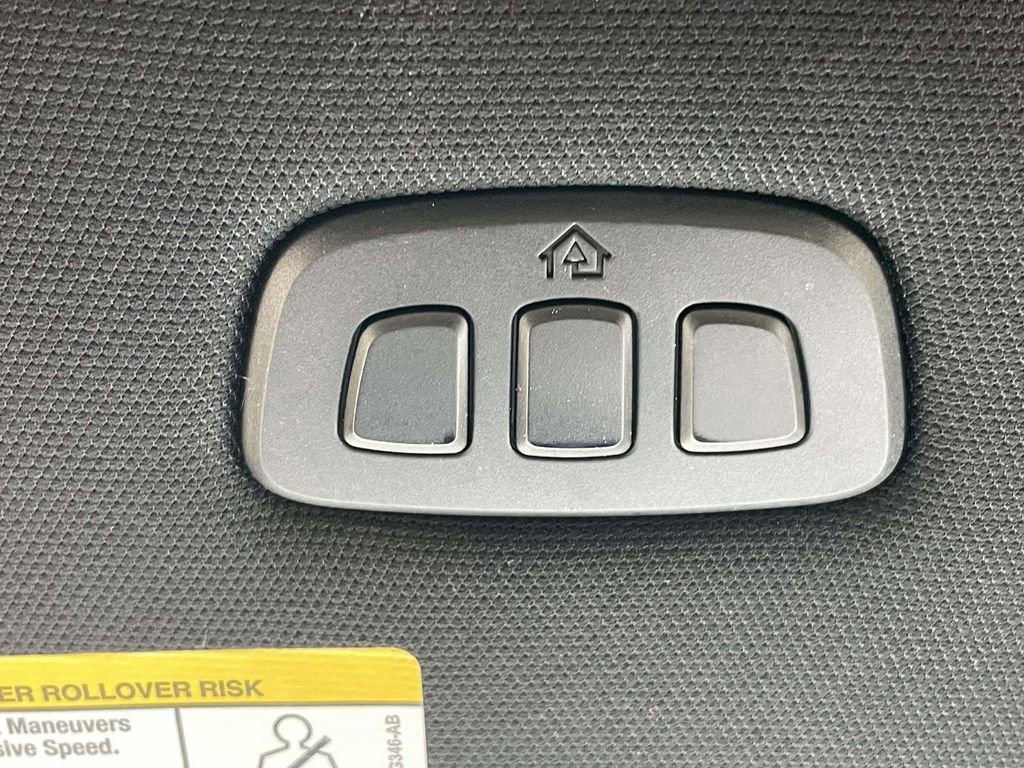 Certified 2022 Ford F150 Raptor w/ Equipment Group 801A High image 30