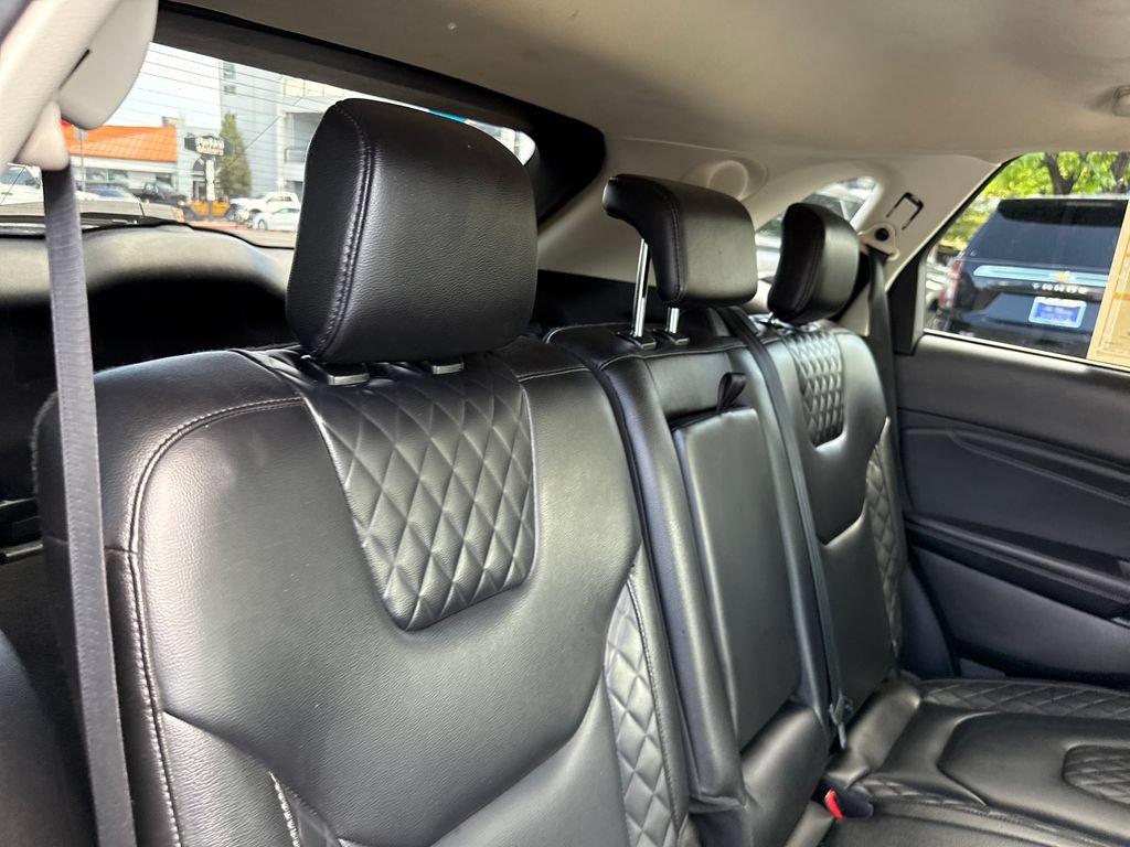 Certified 2023 Ford Edge Titanium AWD/4WD image 26