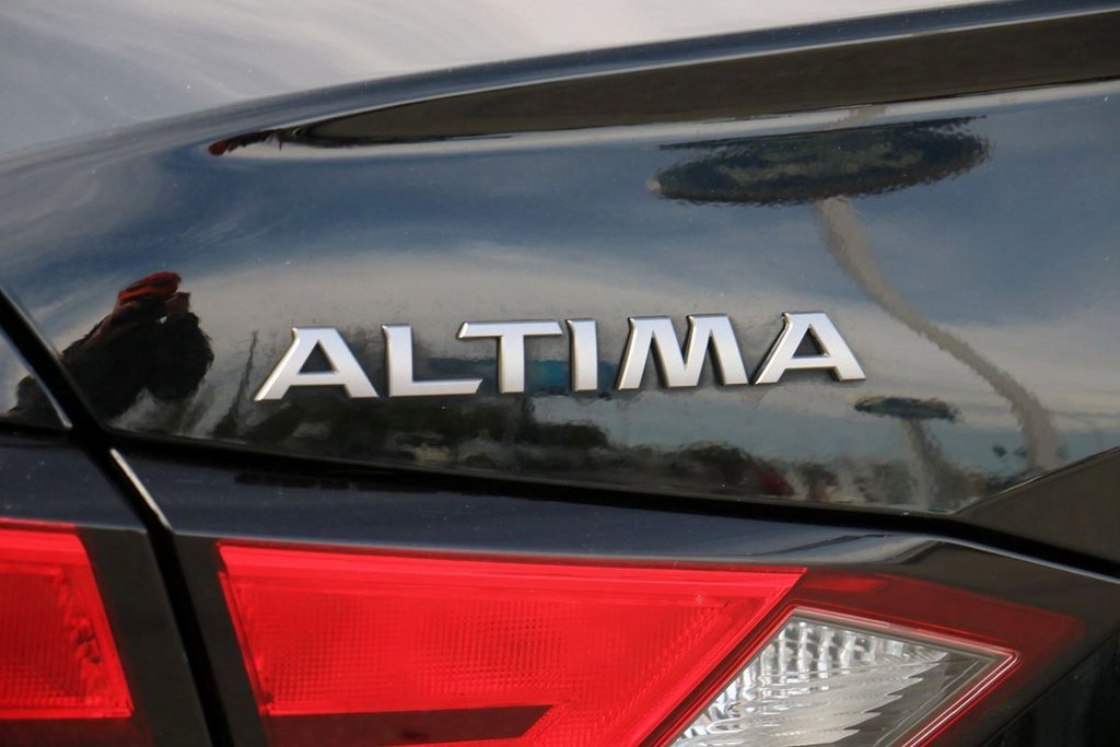 Used 2023 Nissan Altima 2.5 SV image 8