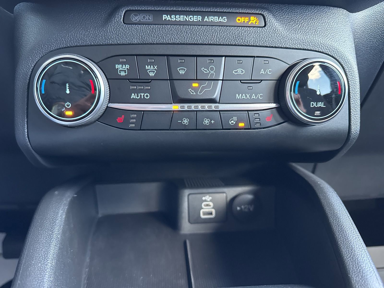 Certified 2024 Ford Escape Active image 34