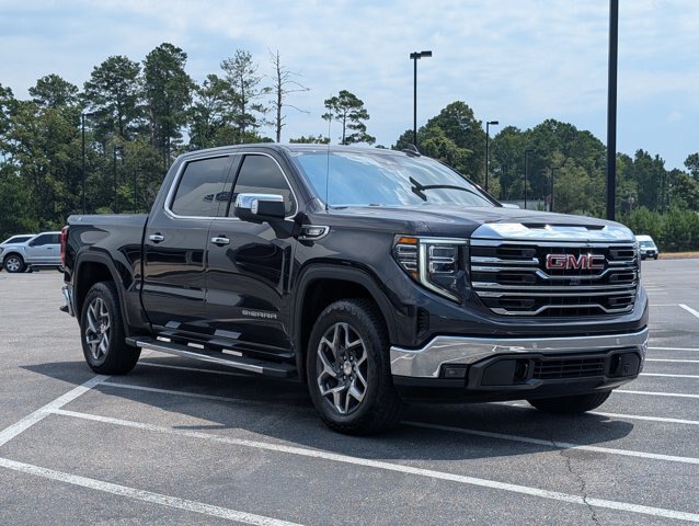 Used 2024 GMC Sierra 1500 SLT w/ SLT Premium Plus Package AWD/4WD image 7