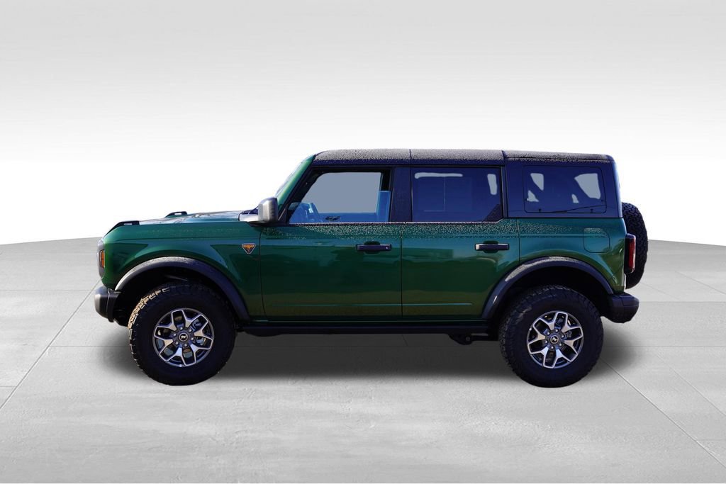 Certified 2025 Ford Bronco Badlands image 3