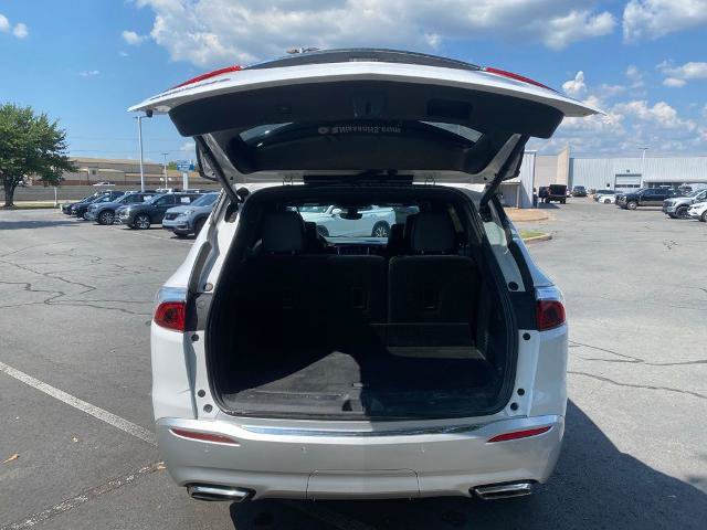 Used 2024 Buick Enclave Premium FWD image 9