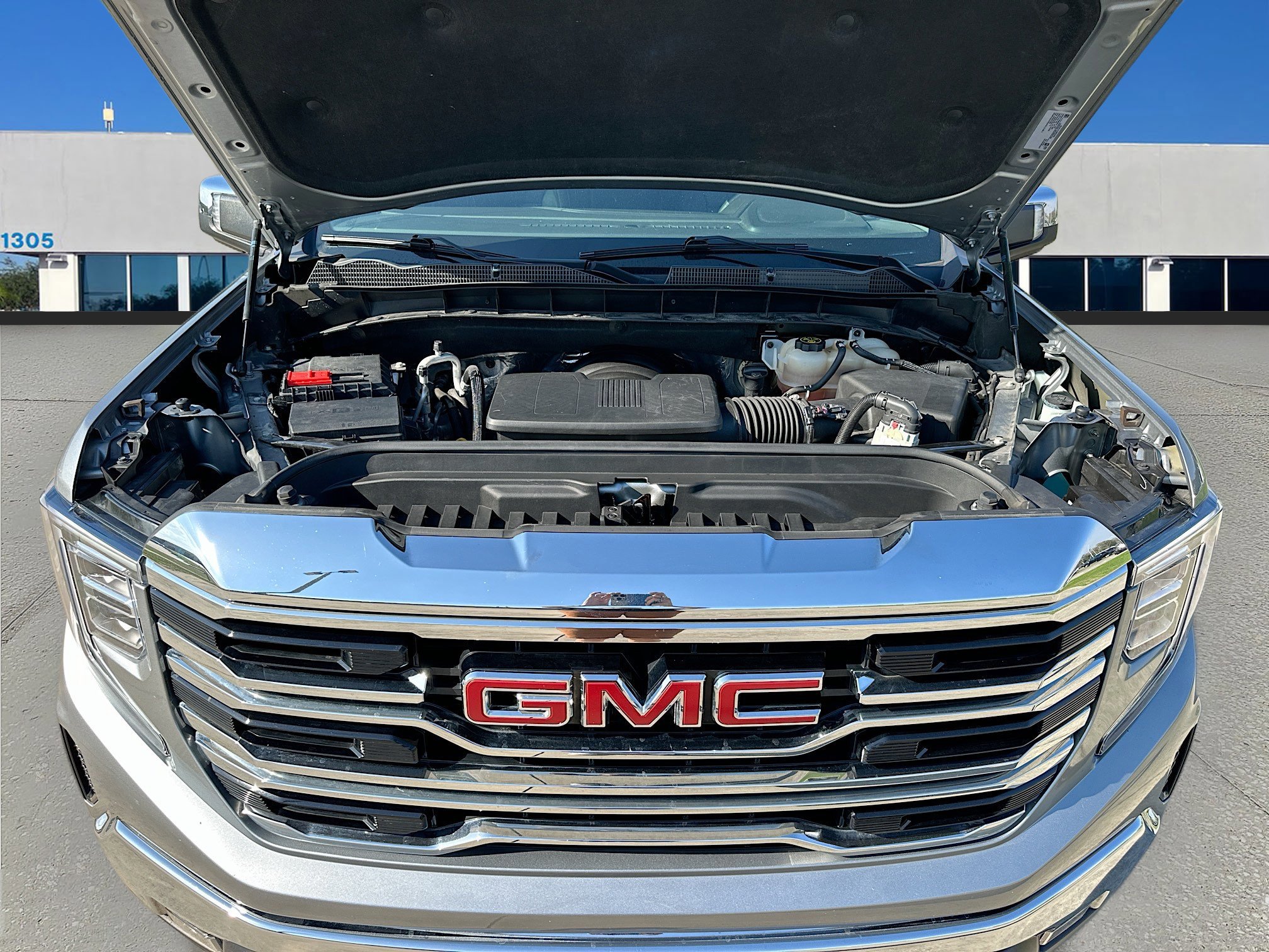 Used 2024 GMC Sierra 1500 SLT w/ SLT Premium Package image 31