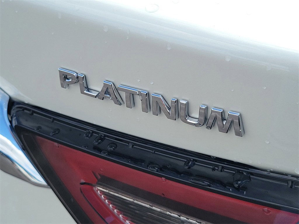 Used 2022 Nissan Maxima Platinum w/ Sport Mat Group image 6