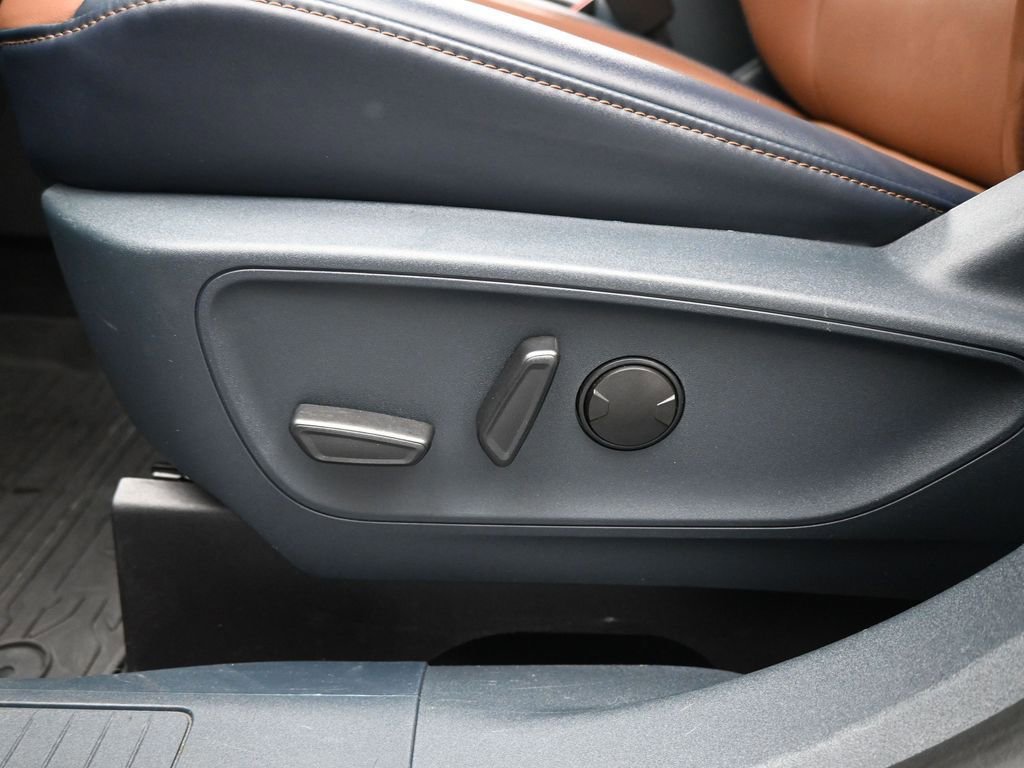 Certified 2022 Ford Maverick Lariat w/ Lariat Luxury Package image 37