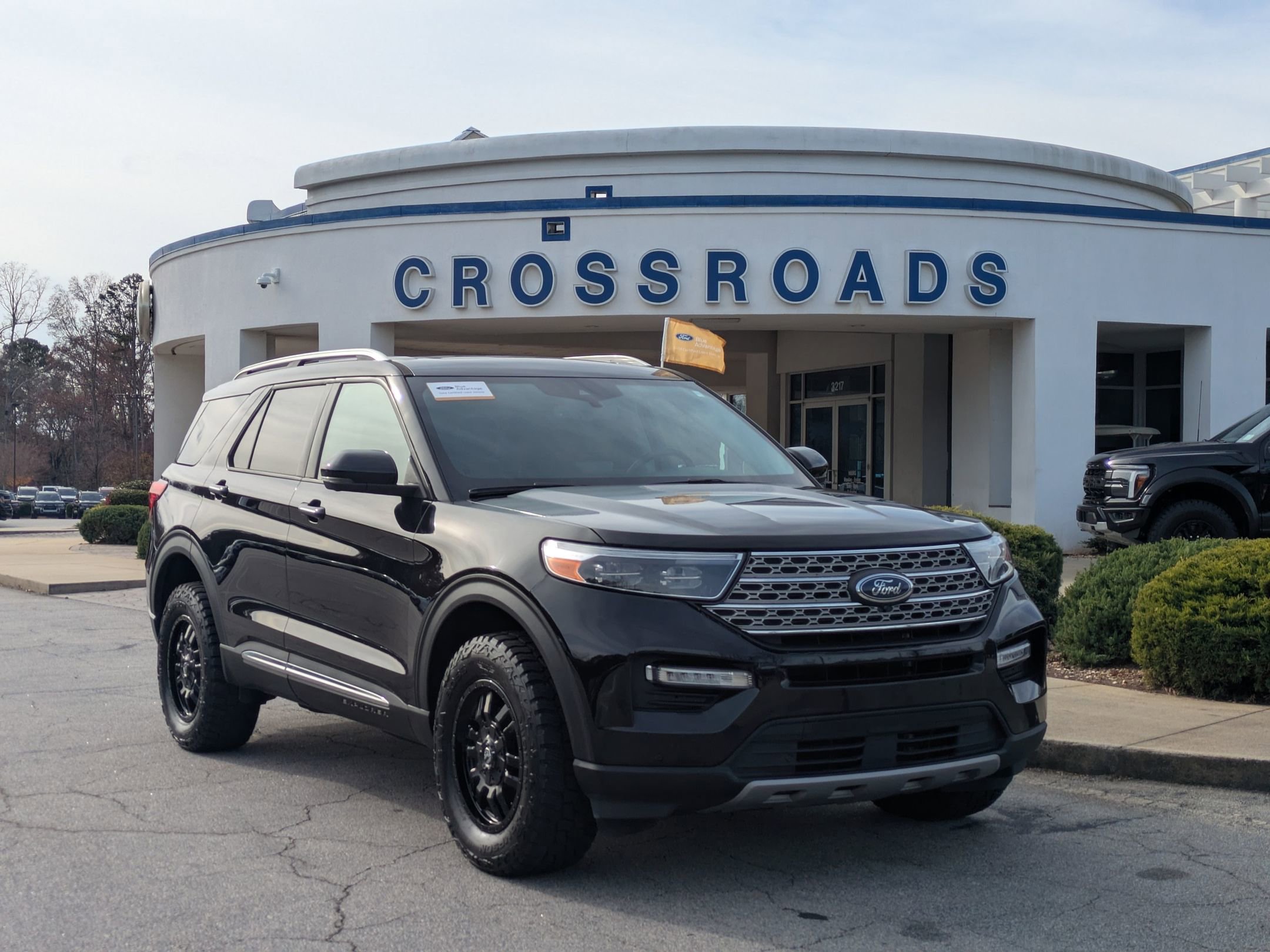 Certified 2023 Ford Explorer Limited w/ Limited Technology Package