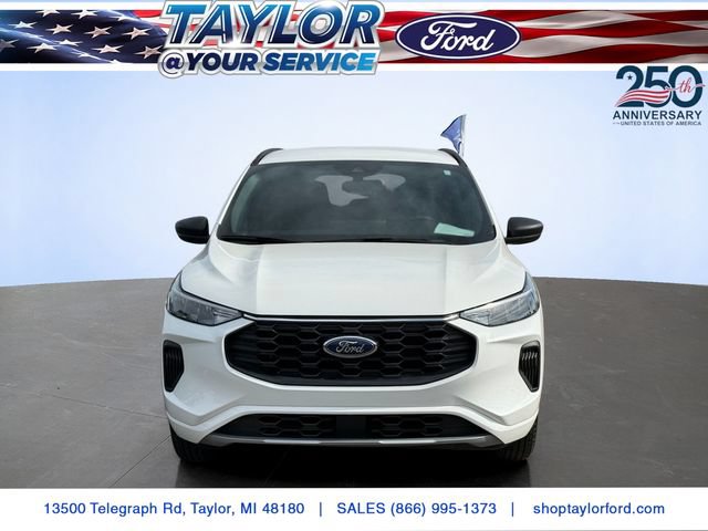 Certified 2023 Ford Escape ST-Line w/ Tech Pack #1 AWD/4WD image 3