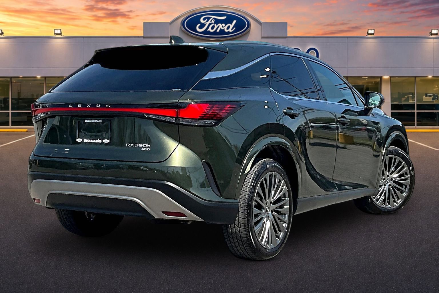 Used 2023 Lexus RX 350 AWD w/ Accessory Package (Z1) image 4