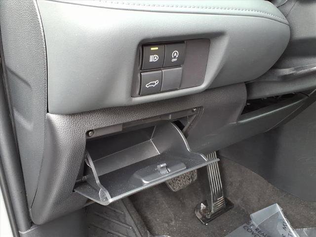 Used 2023 Toyota Highlander LE image 10