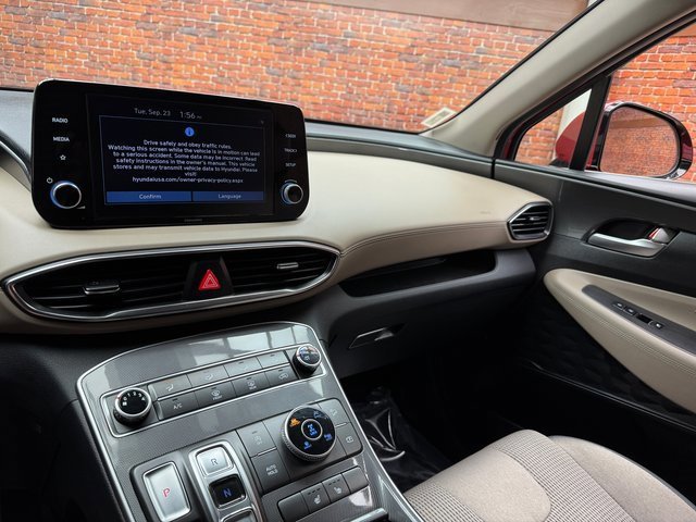 Used 2022 Hyundai Santa Fe SEL image 18