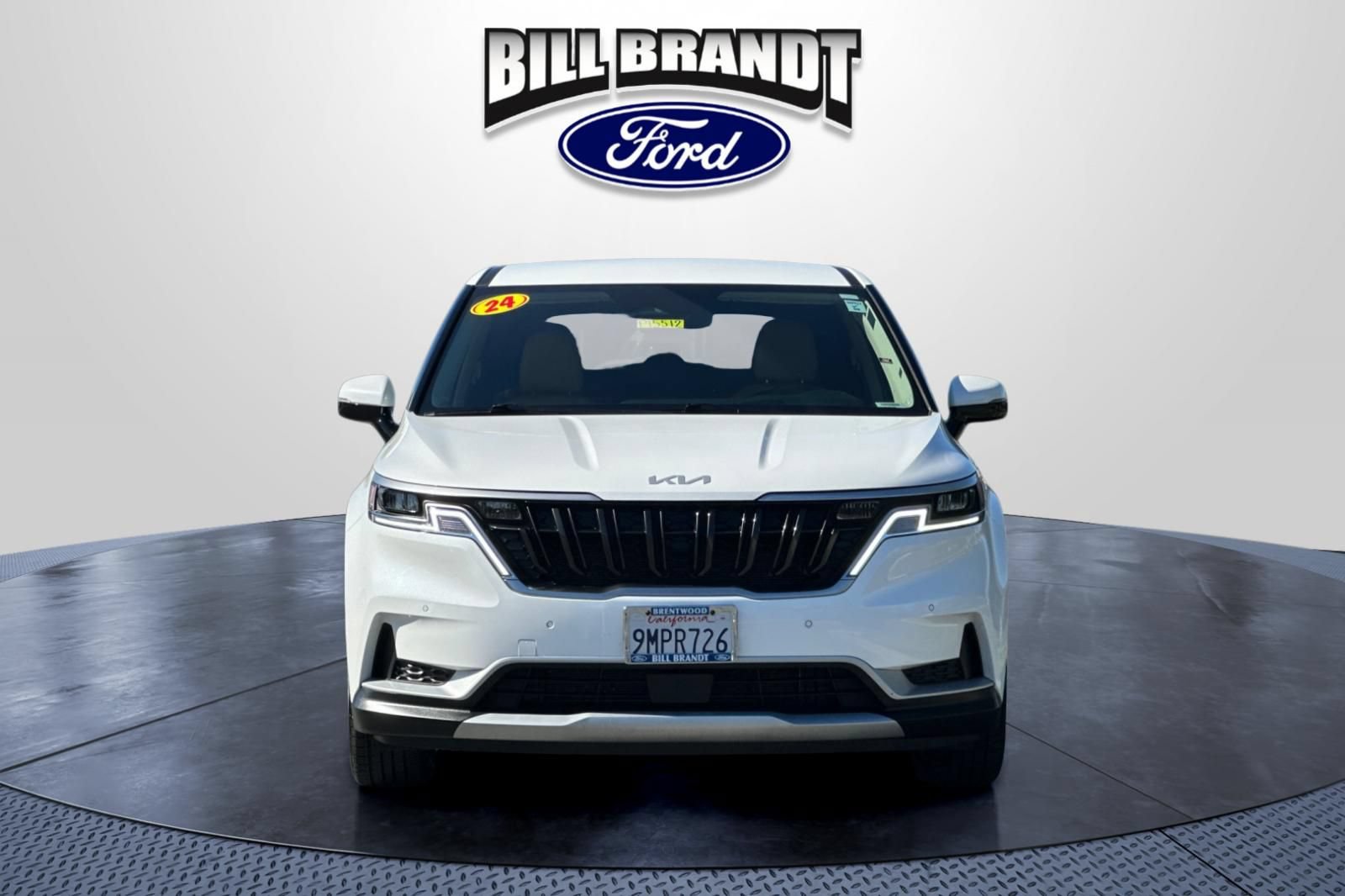 Used 2024 Kia Carnival EX FWD image 8