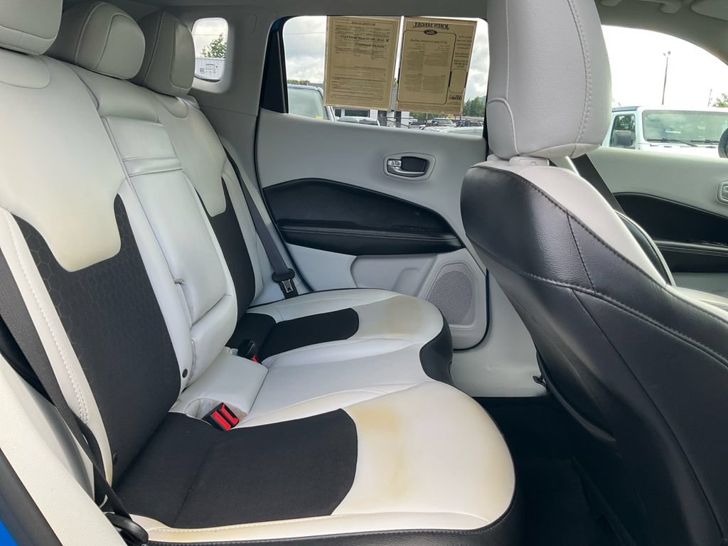 Used 2019 Jeep Compass Latitude w/ Popular Equipment Group FWD image 13