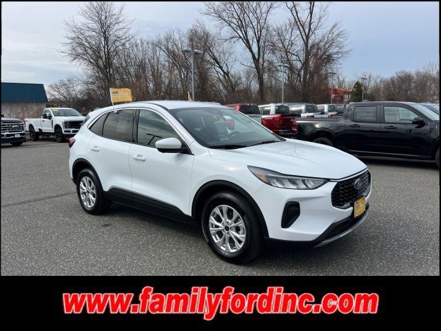 Certified 2023 Ford Escape Active w/ Tech Pack #2 AWD/4WD image 5