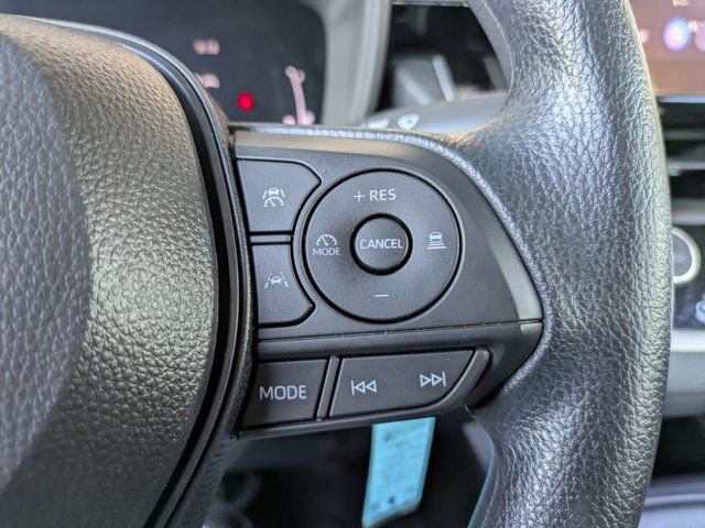 Used 2026 Toyota Corolla LE FWD image 21