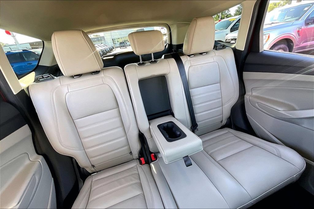 Certified 2019 Ford Escape Titanium AWD/4WD image 27