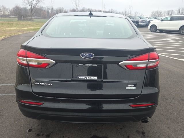 Certified 2020 Ford Fusion SE image 9