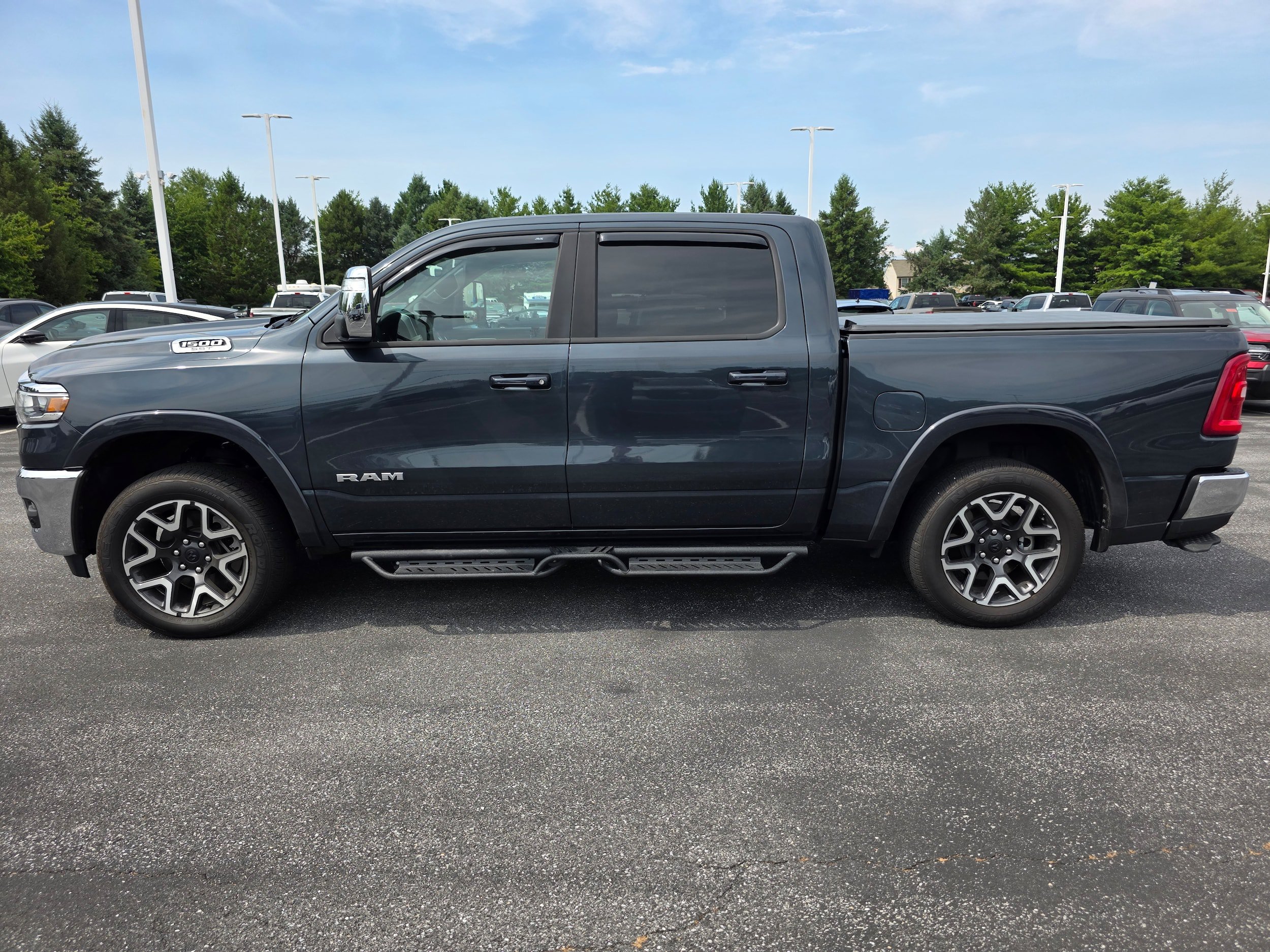 Used 2025 RAM 1500 Laramie AWD/4WD image 2