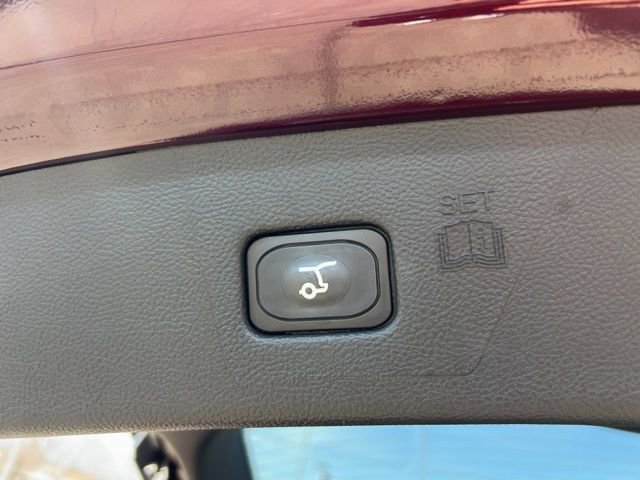 Certified 2024 Ford Edge Titanium image 26