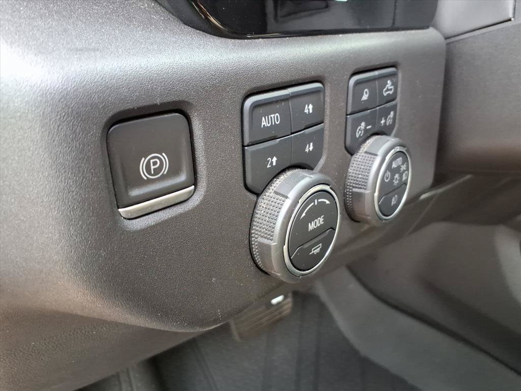 Used 2023 Chevrolet Silverado 1500 ZR2 w/ Technology Package AWD/4WD image 12