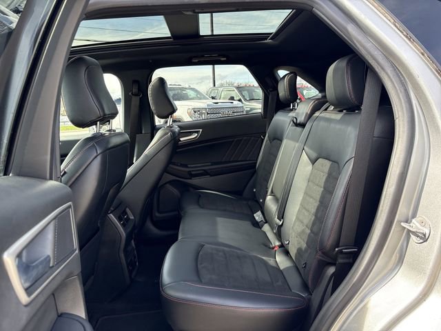 Certified 2023 Ford Edge ST-Line image 24