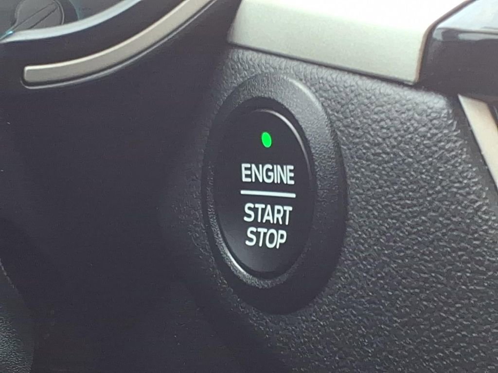 Certified 2022 Ford Escape SE w/ SE Sport Appearance Package FWD image 23