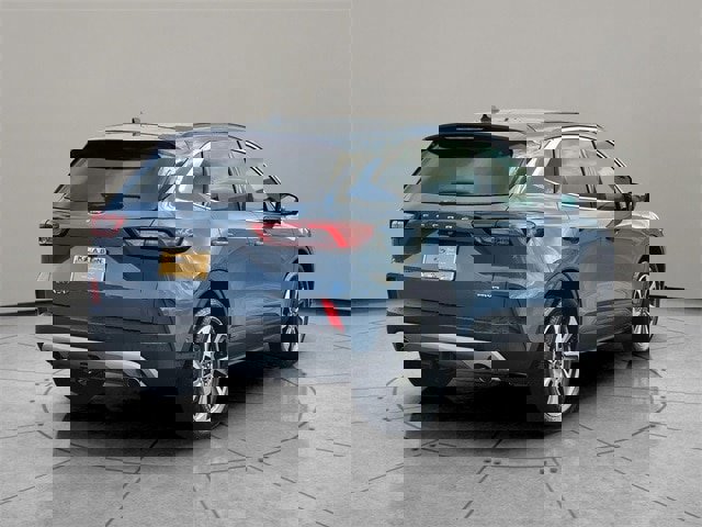 Certified 2023 Ford Escape Platinum w/ Premium Technology Package image 4