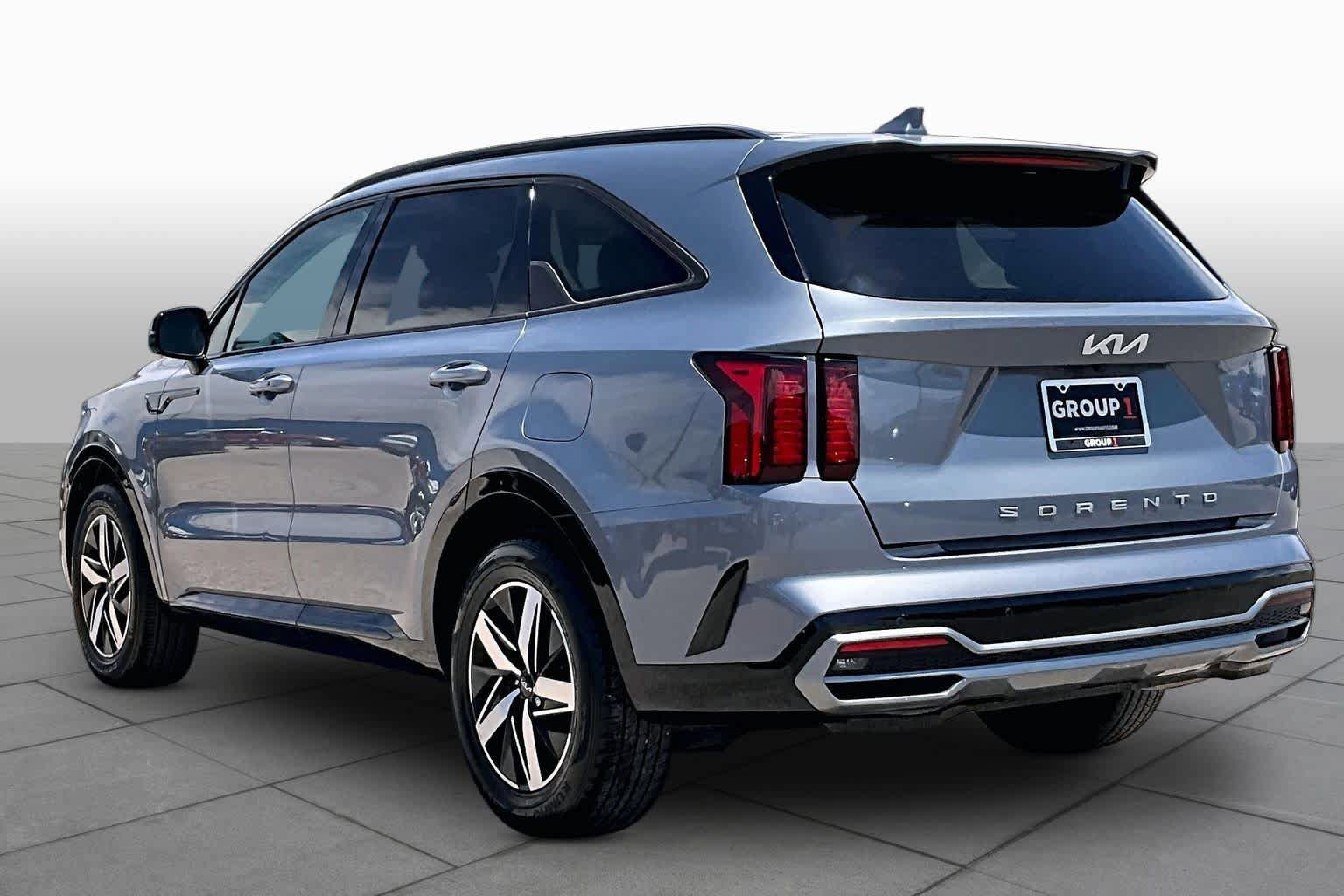 Used 2022 Kia Sorento S FWD image 11