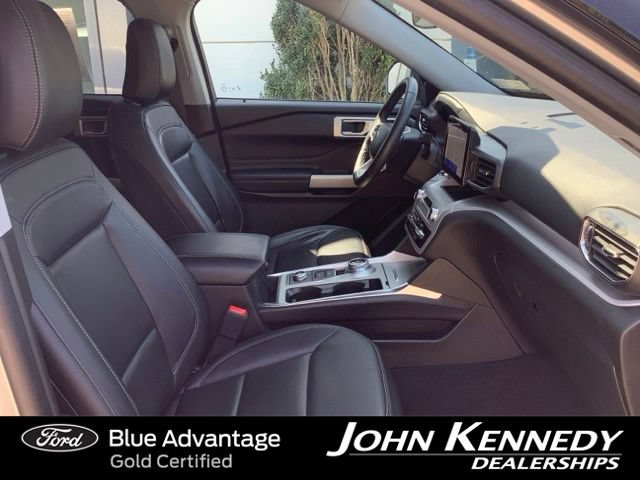 Certified 2023 Ford Explorer XLT w/ Equipment Group 202A AWD/4WD image 22