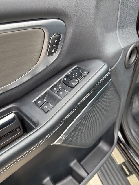 Certified 2025 Ford Expedition Platinum AWD/4WD image 11