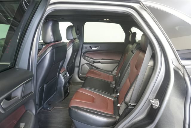 Certified 2020 Ford Edge Titanium w/ Equipment Group 301A AWD/4WD image 29