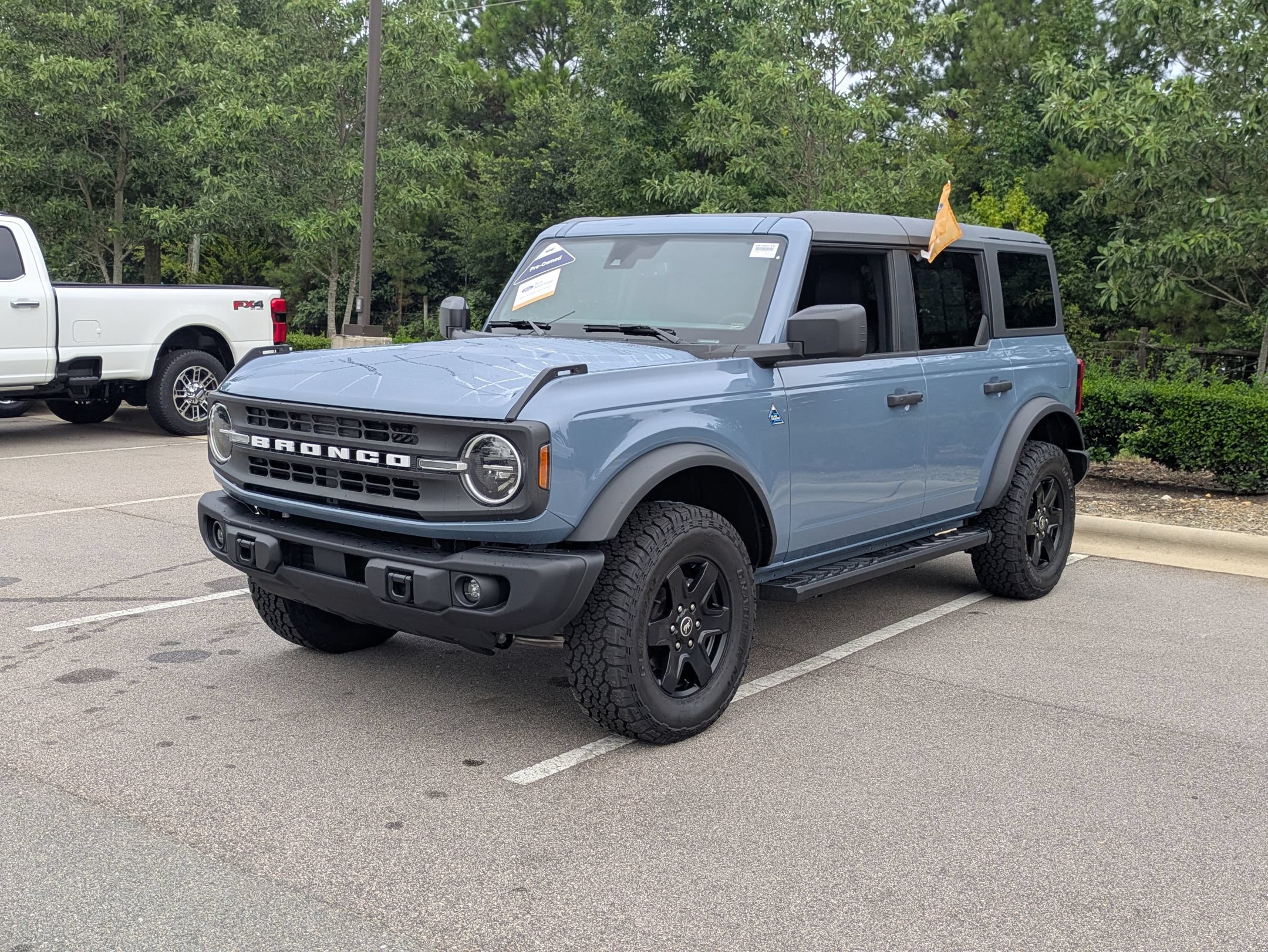 Certified 2024 Ford Bronco Black Diamond AWD/4WD image 8