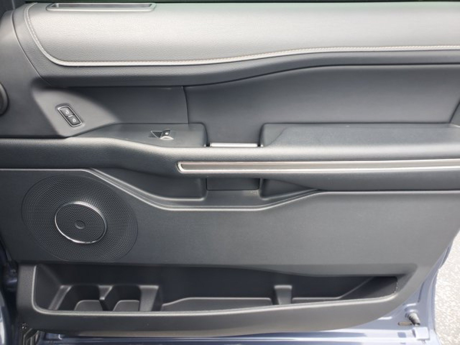 Certified 2023 Ford Expedition XLT RWD image 39