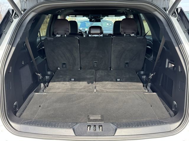 Certified 2025 Ford Explorer Platinum image 19