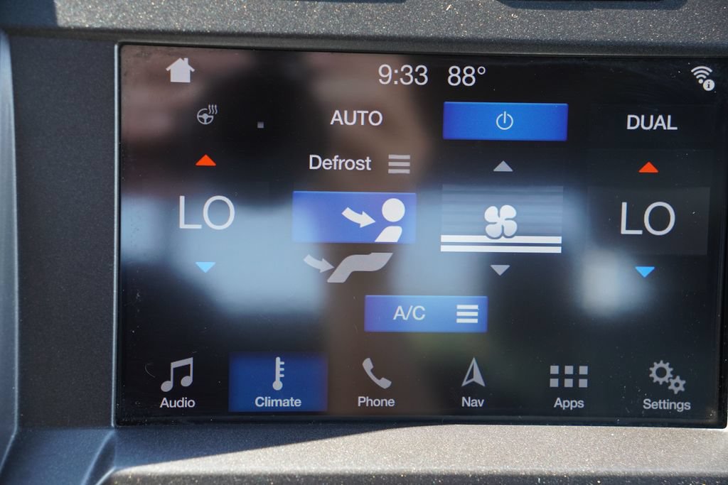 Certified 2018 Ford F150 Lariat w/ Equipment Group 502A Luxury AWD/4WD image 39