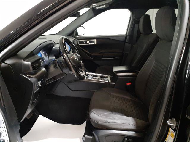 Certified 2020 Ford Explorer XLT AWD/4WD image 2