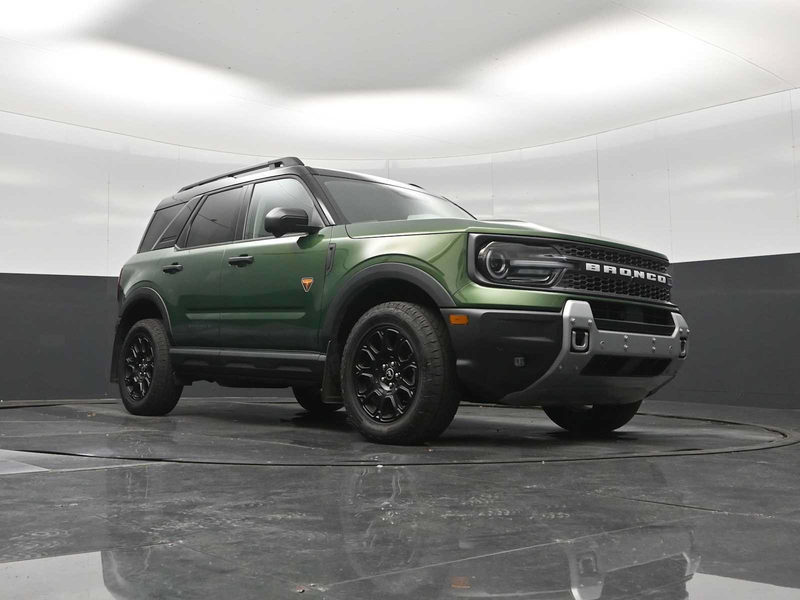 Certified 2025 Ford Bronco Sport Badlands w/ Badlands Tech Package AWD/4WD image 54