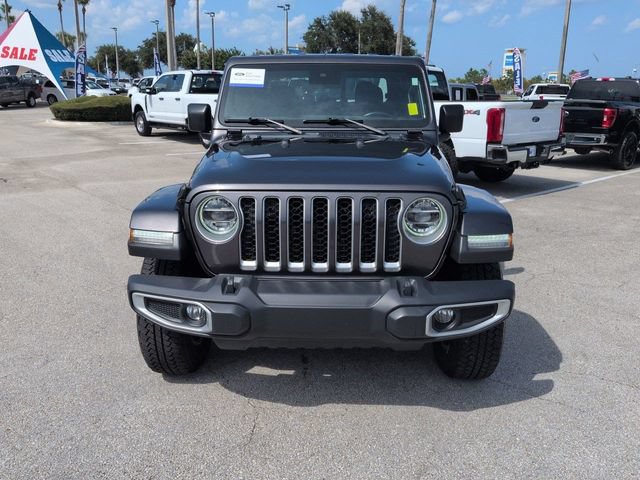 Used 2020 Jeep Gladiator Overland AWD/4WD image 8
