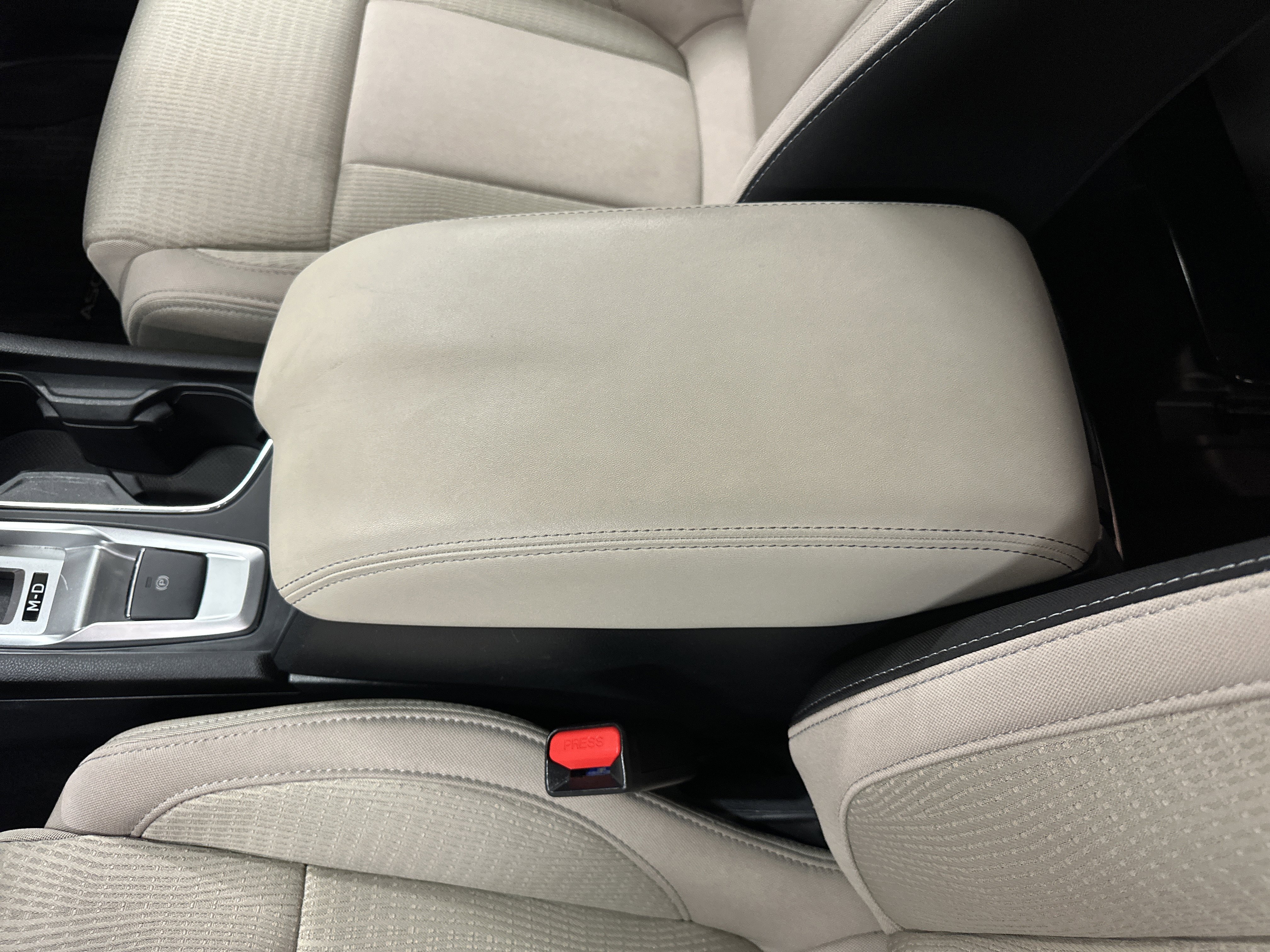 Used 2024 Subaru Ascent Premium w/ Convenience Package image 29