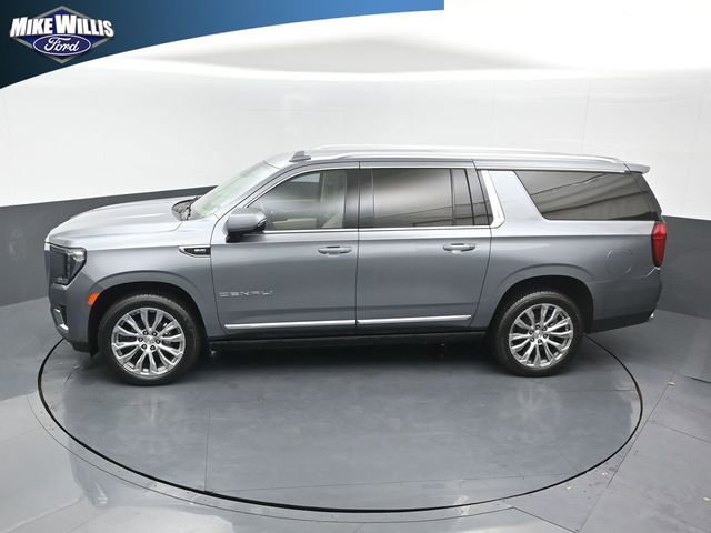 Used 2022 GMC Yukon XL Denali image 5